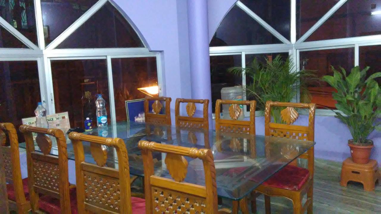 Отель Royal Paying Guest Калькутта Экстерьер фото